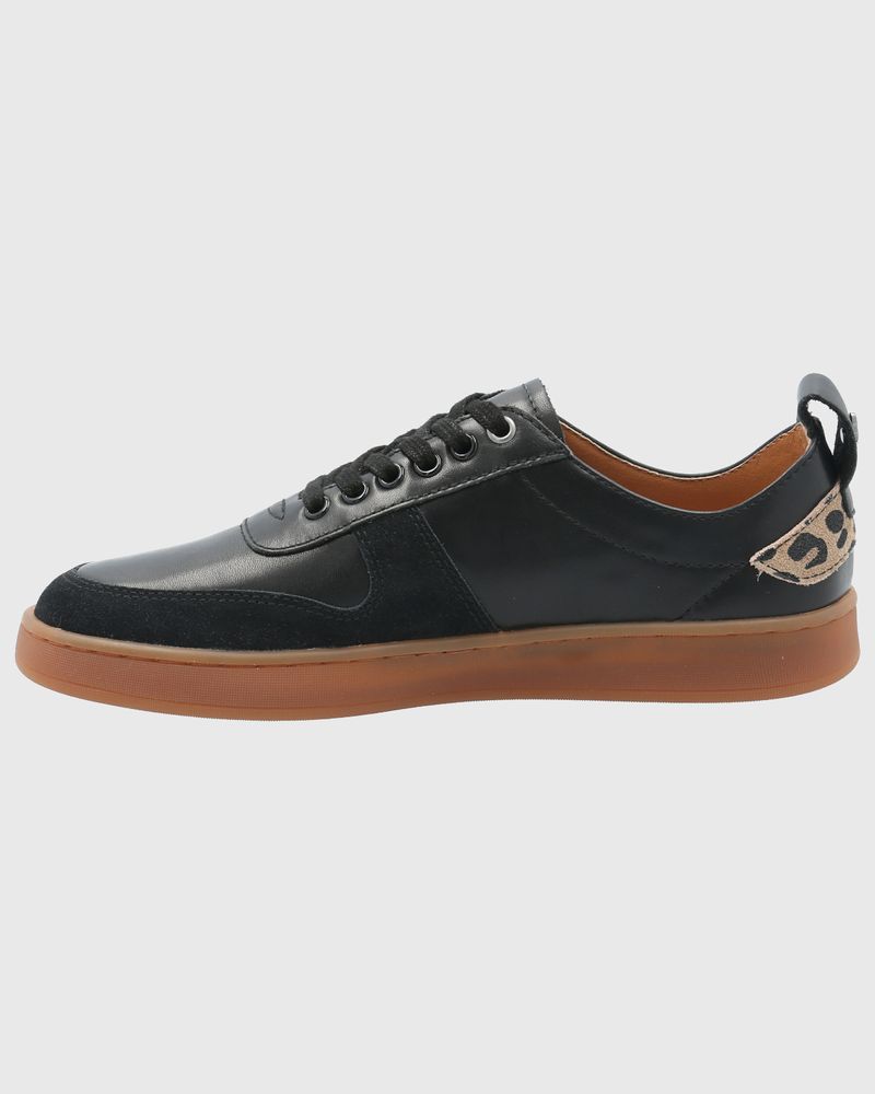 Zapatilla-Para-Mujer-Cuero-Lilem-Negro-Hush-Puppies