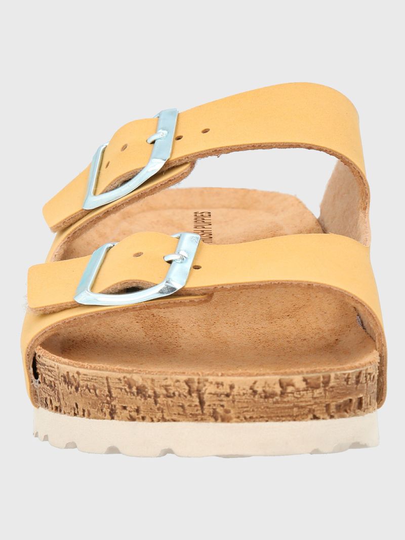 Sandalia-Para-Mujer-Cuero-Sondolo-Amarillo-Hush-Puppies