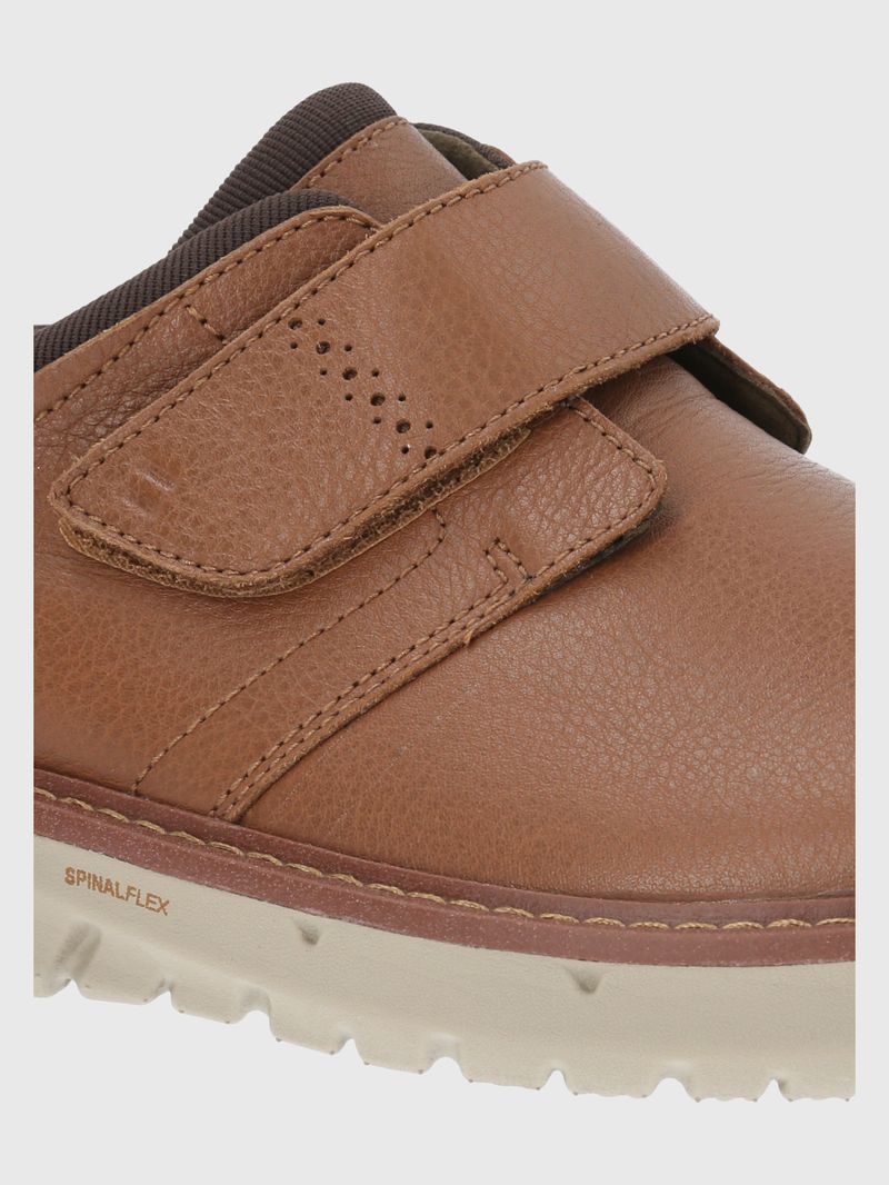 Zapatilla-Para-Hombre-Cuero-Poliester-Smart-Velcro-Cafe-Claro-Hush-Puppies