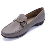 Mocasin-Para-Mujer-Cuero-Natalia-Gris-Hush-Puppies