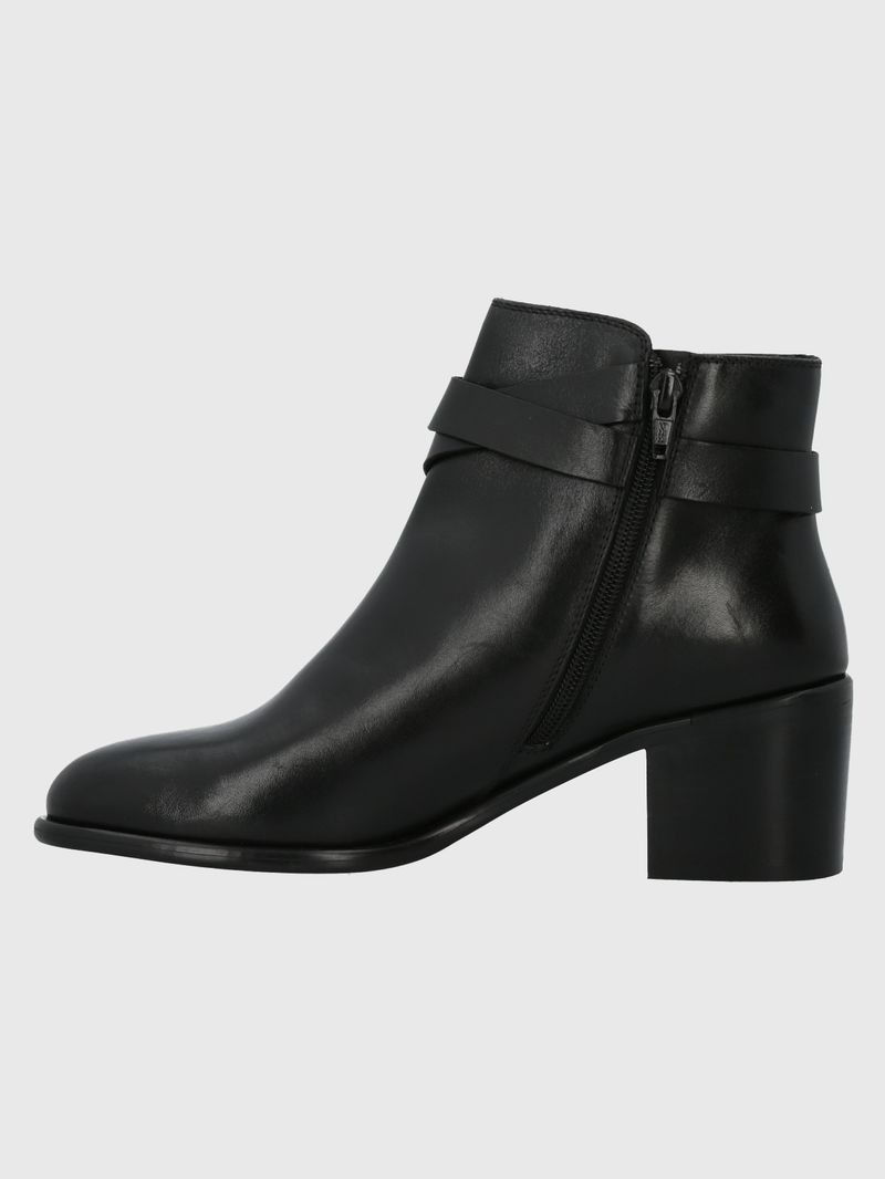 Botin-Para-Mujer-Cuero-Amanda-Negro-Hush-Puppies