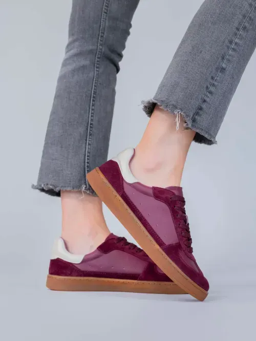 Zapatilla Para Mujer Cuero Dallas Burgundy Hush Puppies