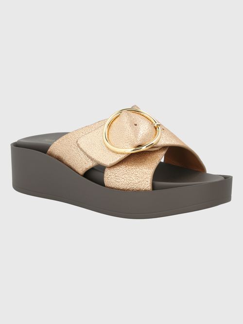 Sandalia Para Mujer Cuero Gise Dorado Hush Puppies
