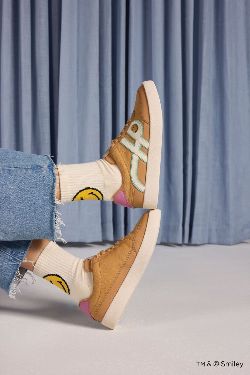 Zapatilla-Para-Mujer-Cuero-Seventy8-Charlie-Marron-Claro-Hush-Puppies