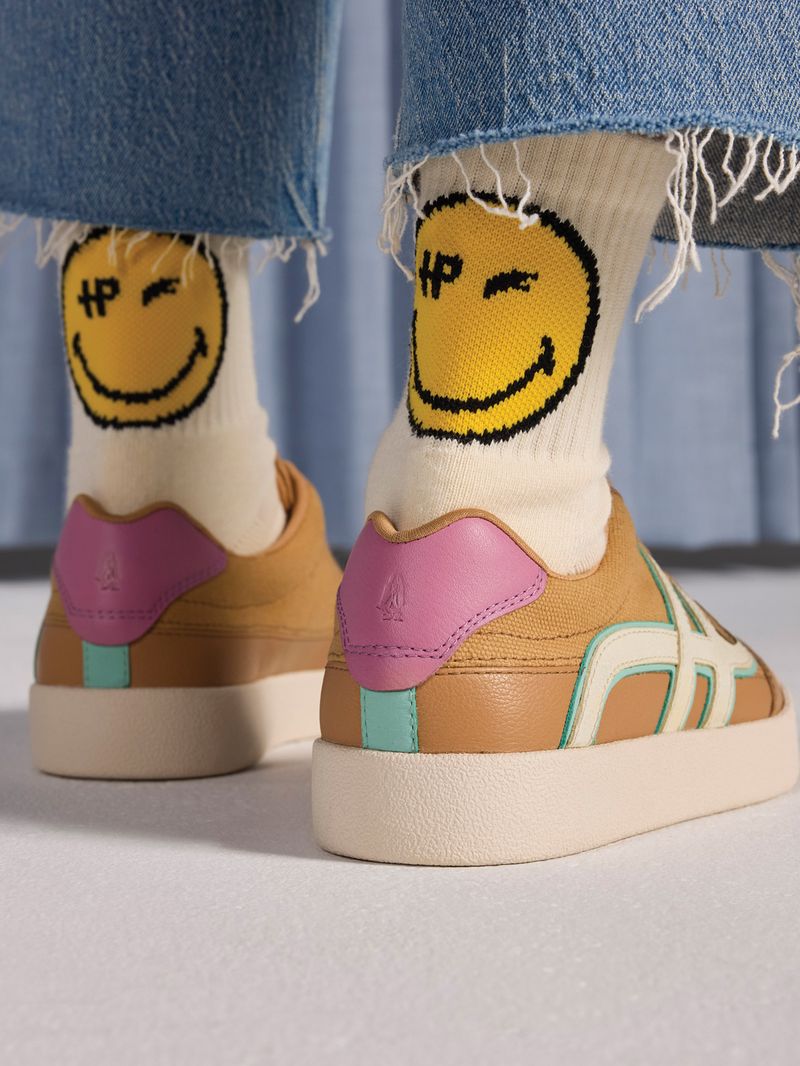 Zapatilla-Para-Mujer-Cuero-Seventy8-Charlie-Marron-Claro-Hush-Puppies