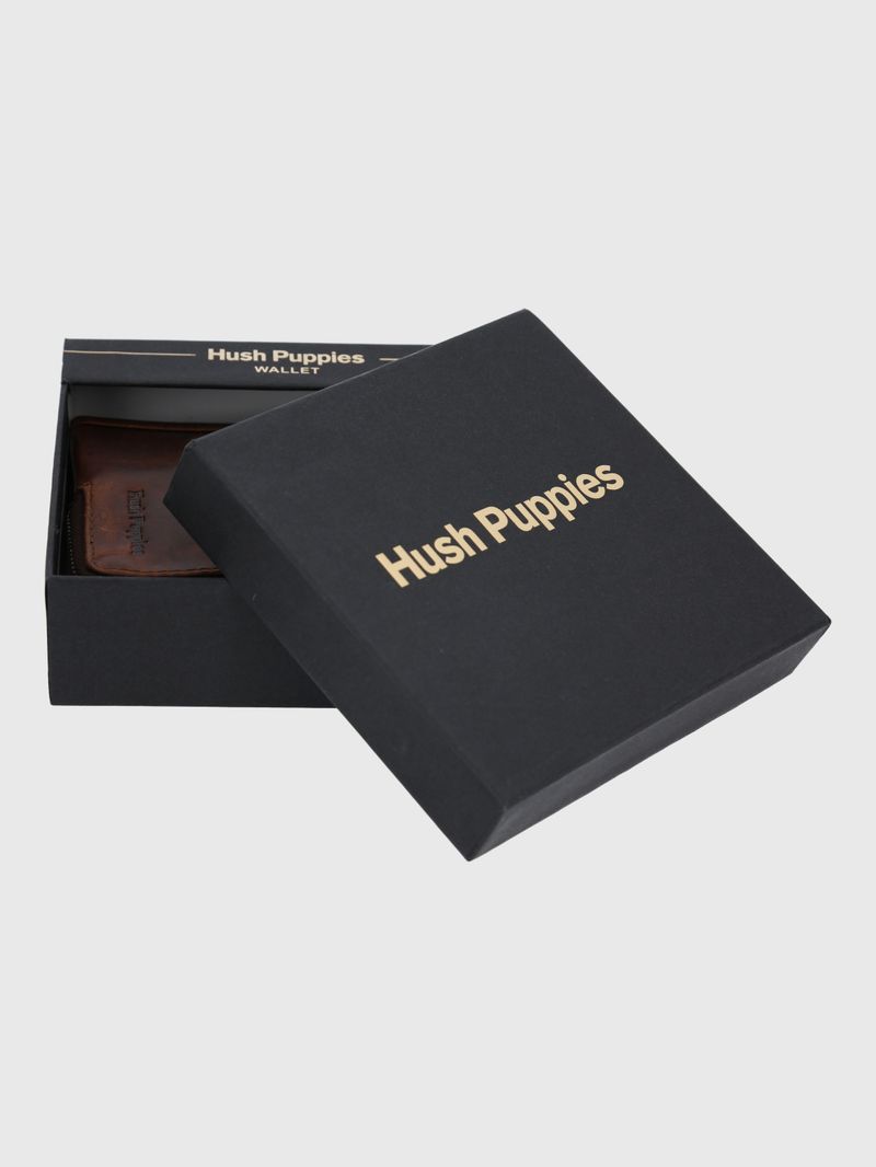 Billetera-Para-Hombre-Cuero-St-Felton-Zipcard-Cafe-Hush-Puppies